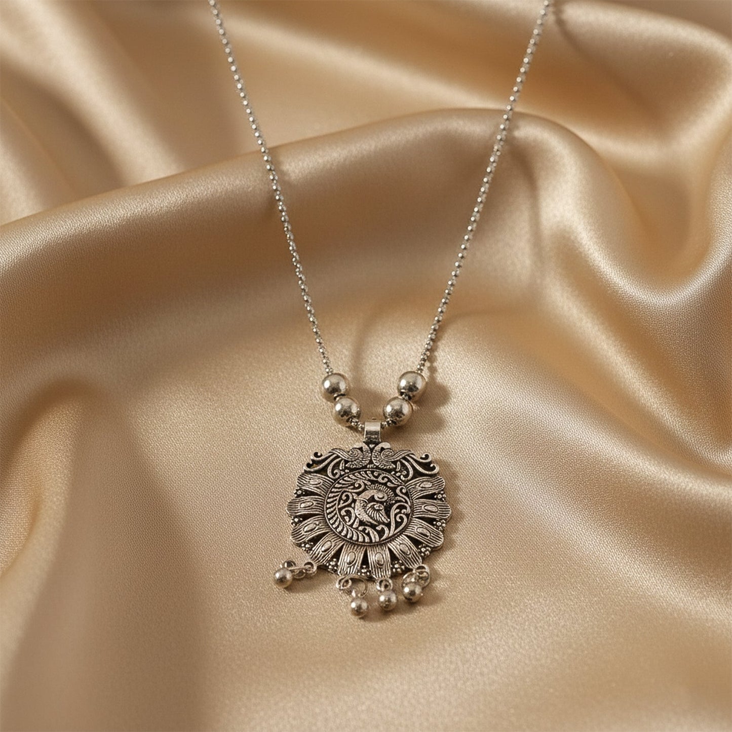 Ethnic silver necklace        
